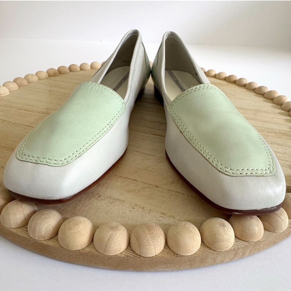 1990s Enzo Angiolini Liberty Flats Size 8M Mint Green Leather Executive Chic